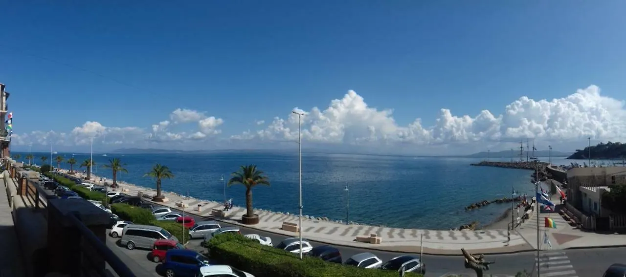 Вилла Ampio Monolocale Con Balcone Fronte Mare Порто Санто Стефано 0*,  Италия